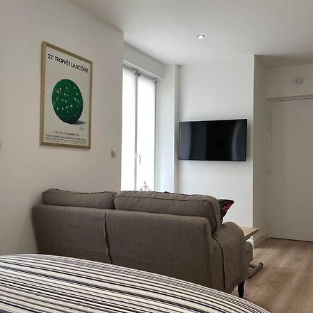 Studio 25M2 Avec Parking Prive - Lycee Roosevelt - Arena - Gare Reims Exterior foto